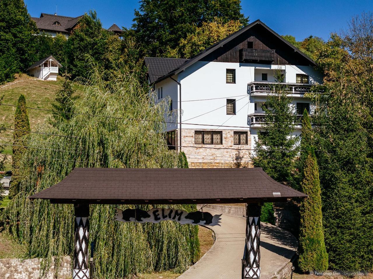 Elim Residence Менестіря-Хуморулуй Екстер'єр фото