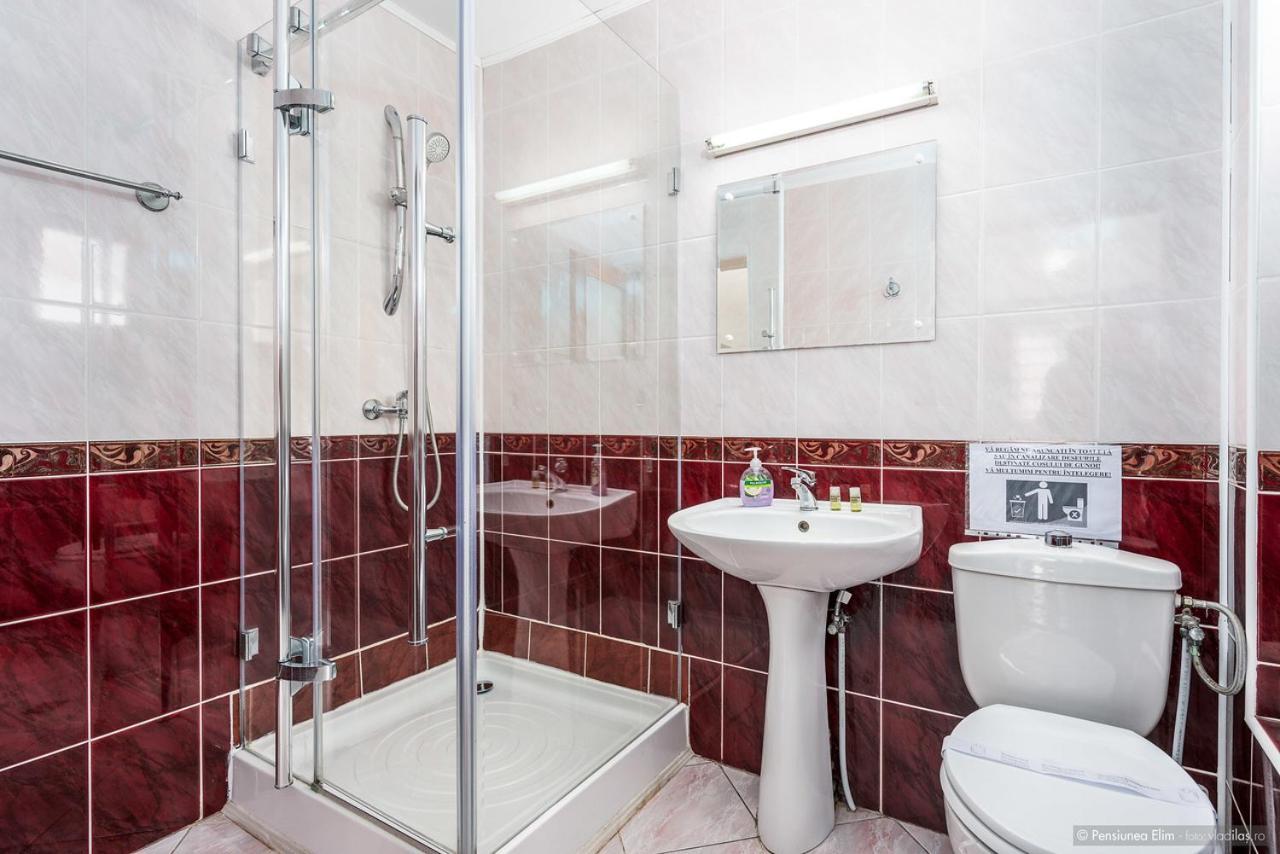 Elim Residence Менестіря-Хуморулуй Екстер'єр фото