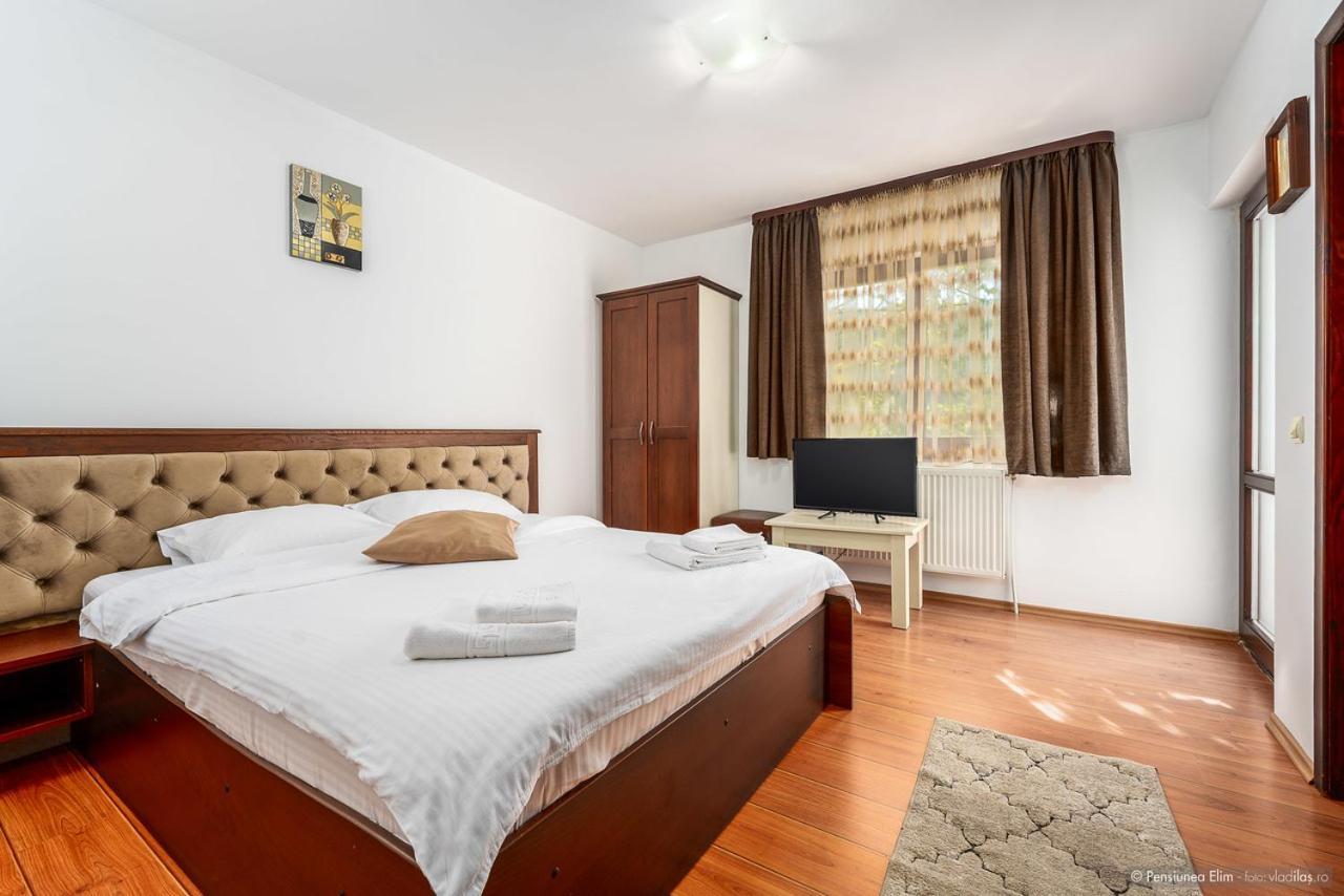 Elim Residence Менестіря-Хуморулуй Екстер'єр фото